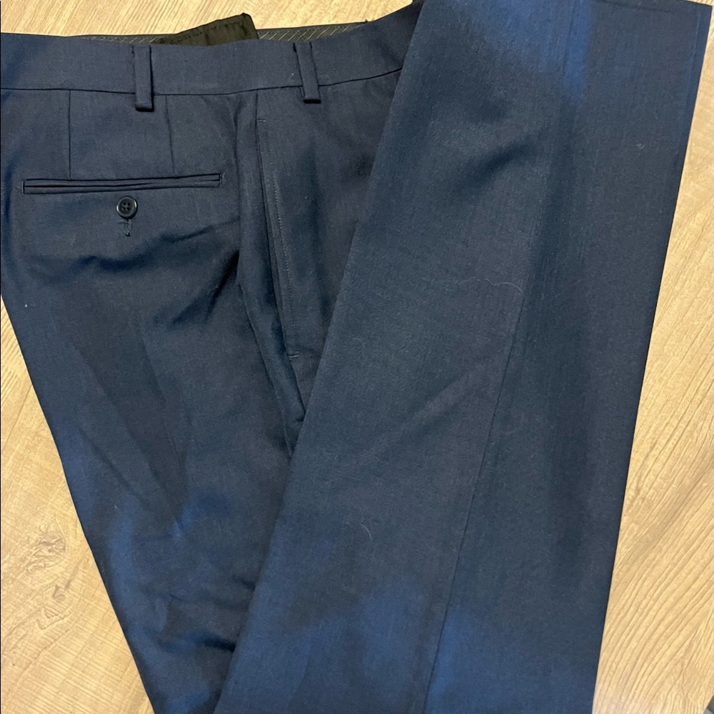 Slim waist fit 36x34 (fits more like 34)